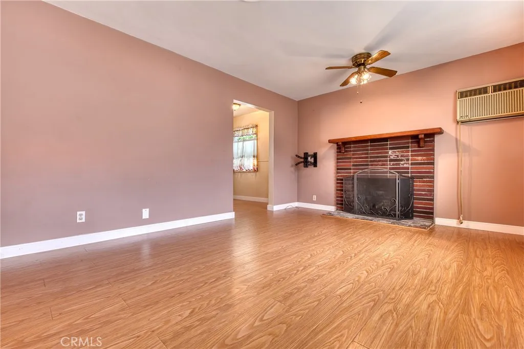 3611 4th Avenue, La Crescenta, California 91214 home-pic-12